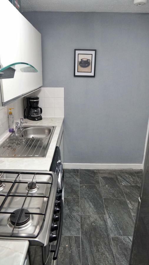 North London Apartment - Edmonton Exteriör bild